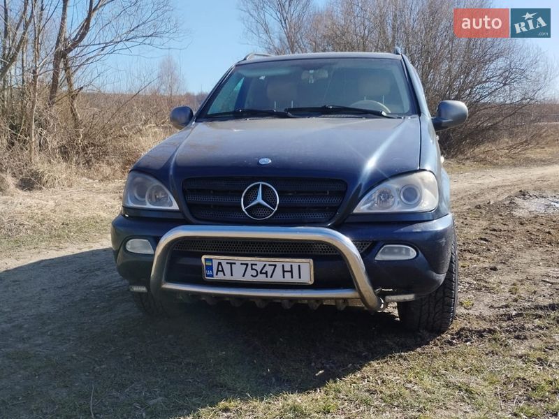 Mercedes-Benz M-Class 2001