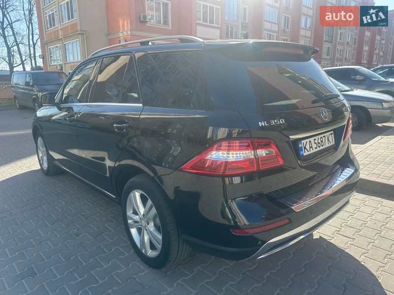 Внедорожник / Кроссовер Mercedes-Benz M-Class 2013 в Киеве