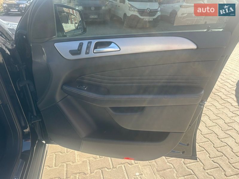 Внедорожник / Кроссовер Mercedes-Benz M-Class 2013 в Киеве