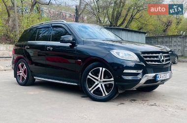 Внедорожник / Кроссовер Mercedes-Benz M-Class 2012 в Киеве