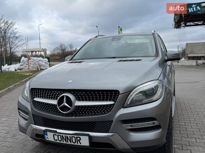 Mercedes-Benz M-Class 2012