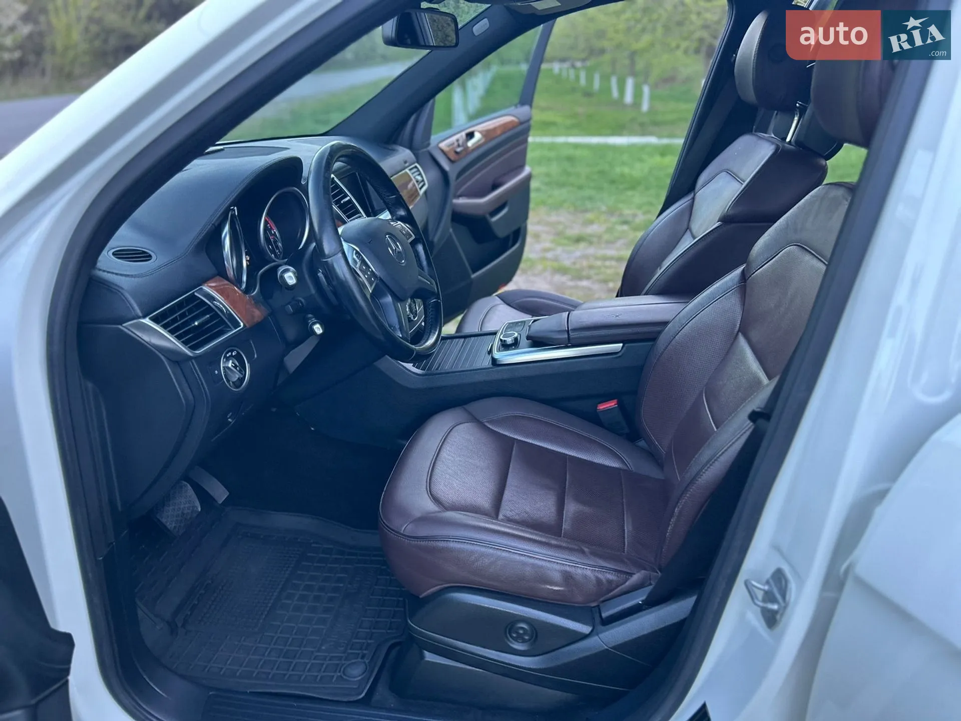 2011 Mercedes-Benz M-klasse - мініатюра 26