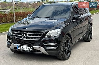 Позашляховик / Кросовер Mercedes-Benz M-Class 2013 в Дніпрі