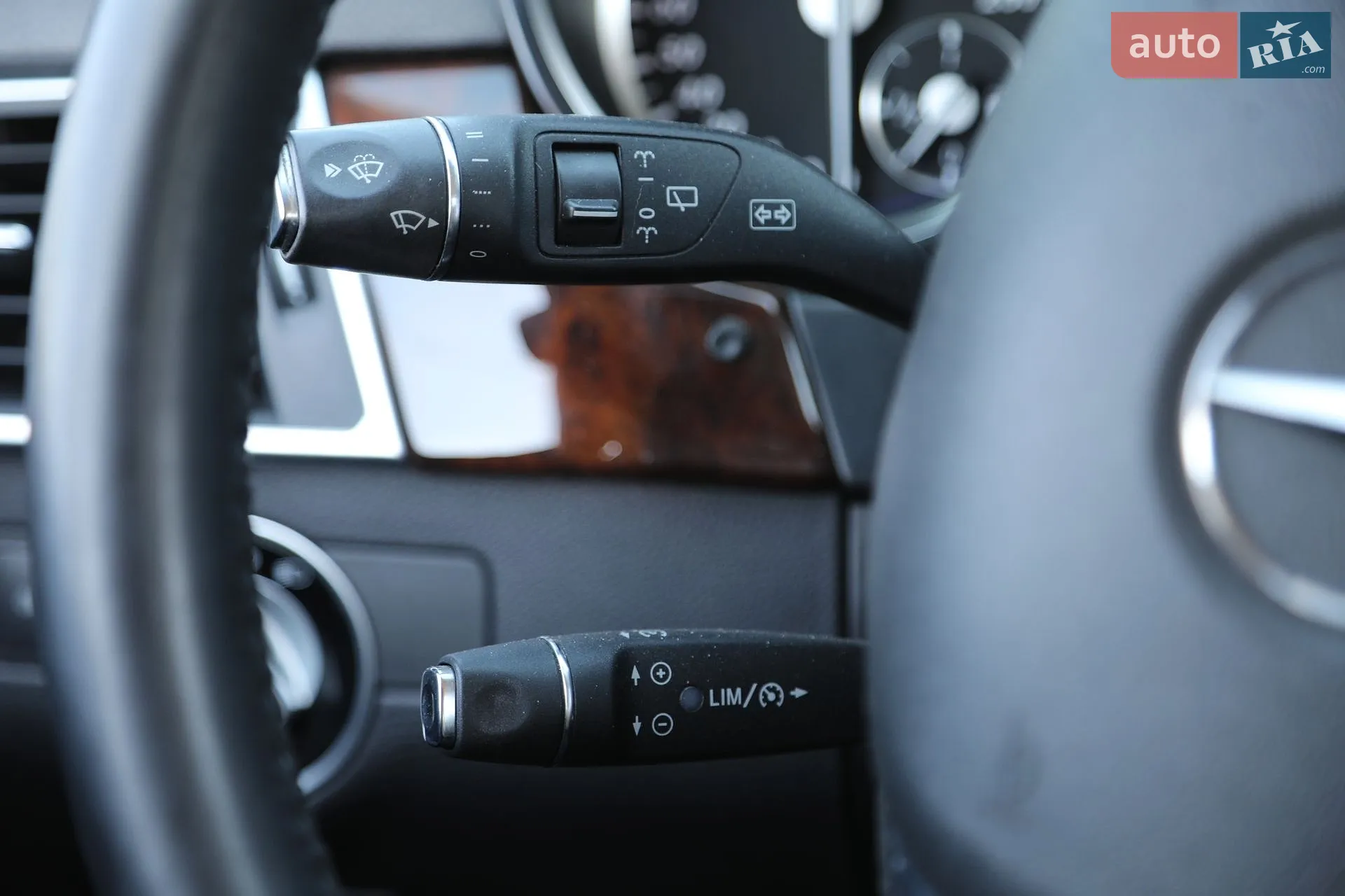 2013 Mercedes-Benz M-klasse - мініатюра 25