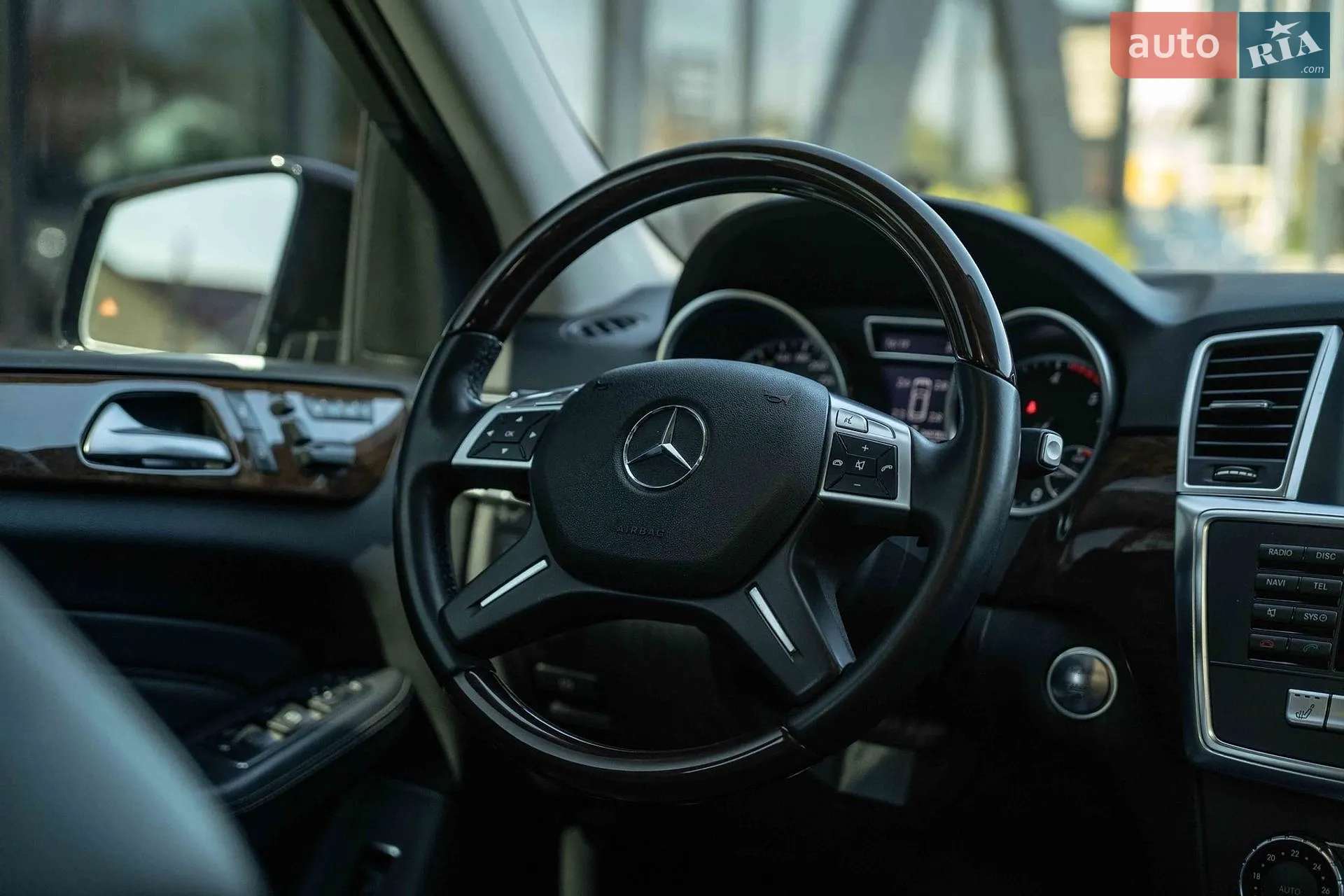 2012 Mercedes-Benz M-klasse - мініатюра 26