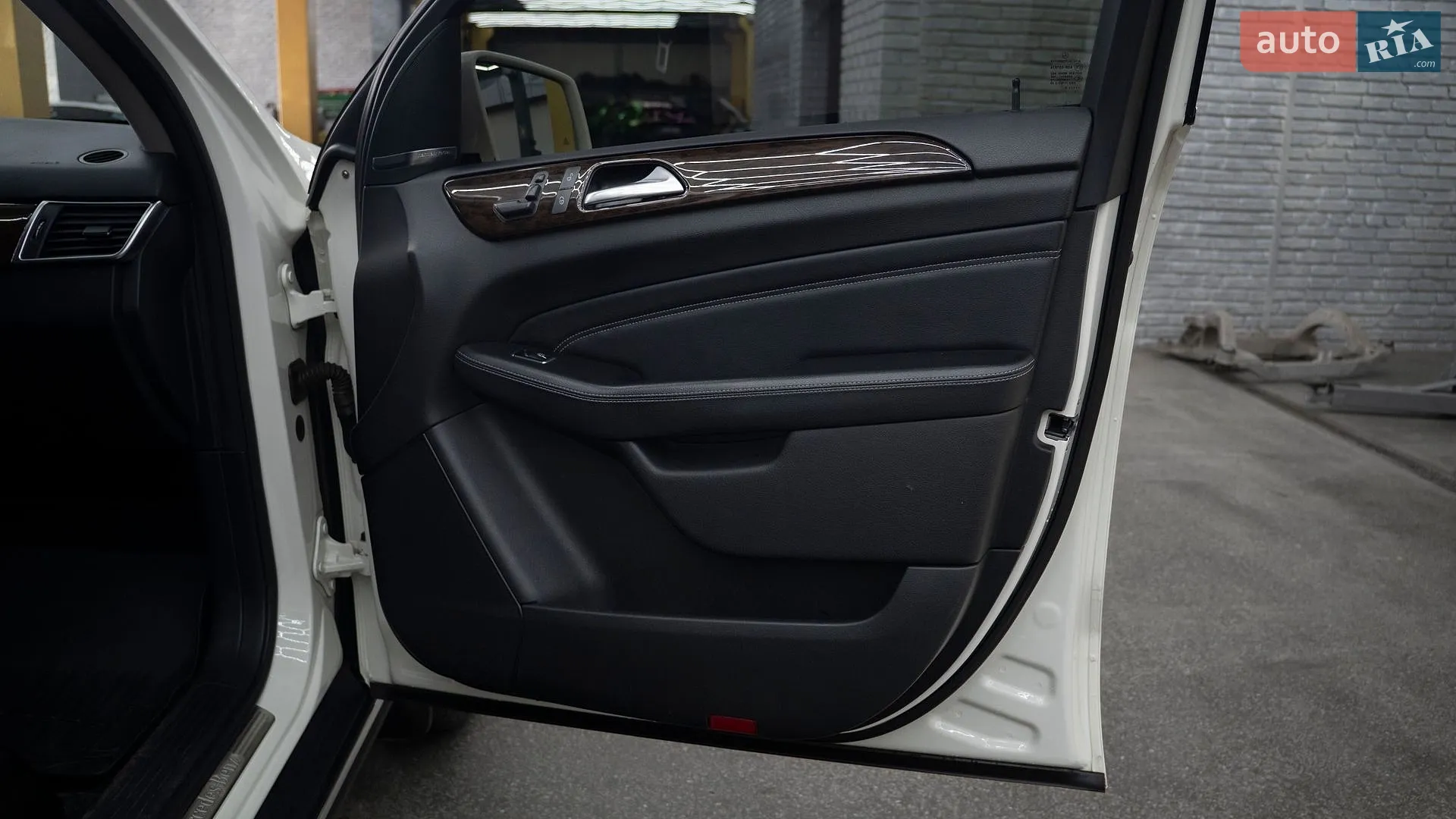 2012 Mercedes-Benz M-klasse - мініатюра 20