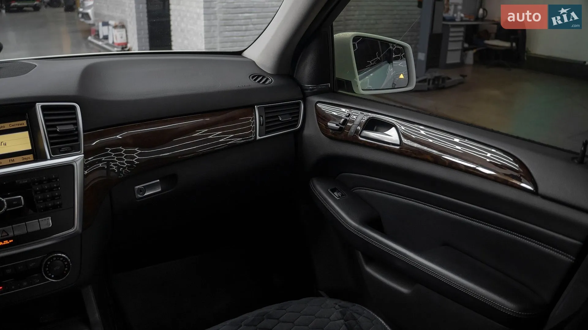 2012 Mercedes-Benz M-klasse - мініатюра 23