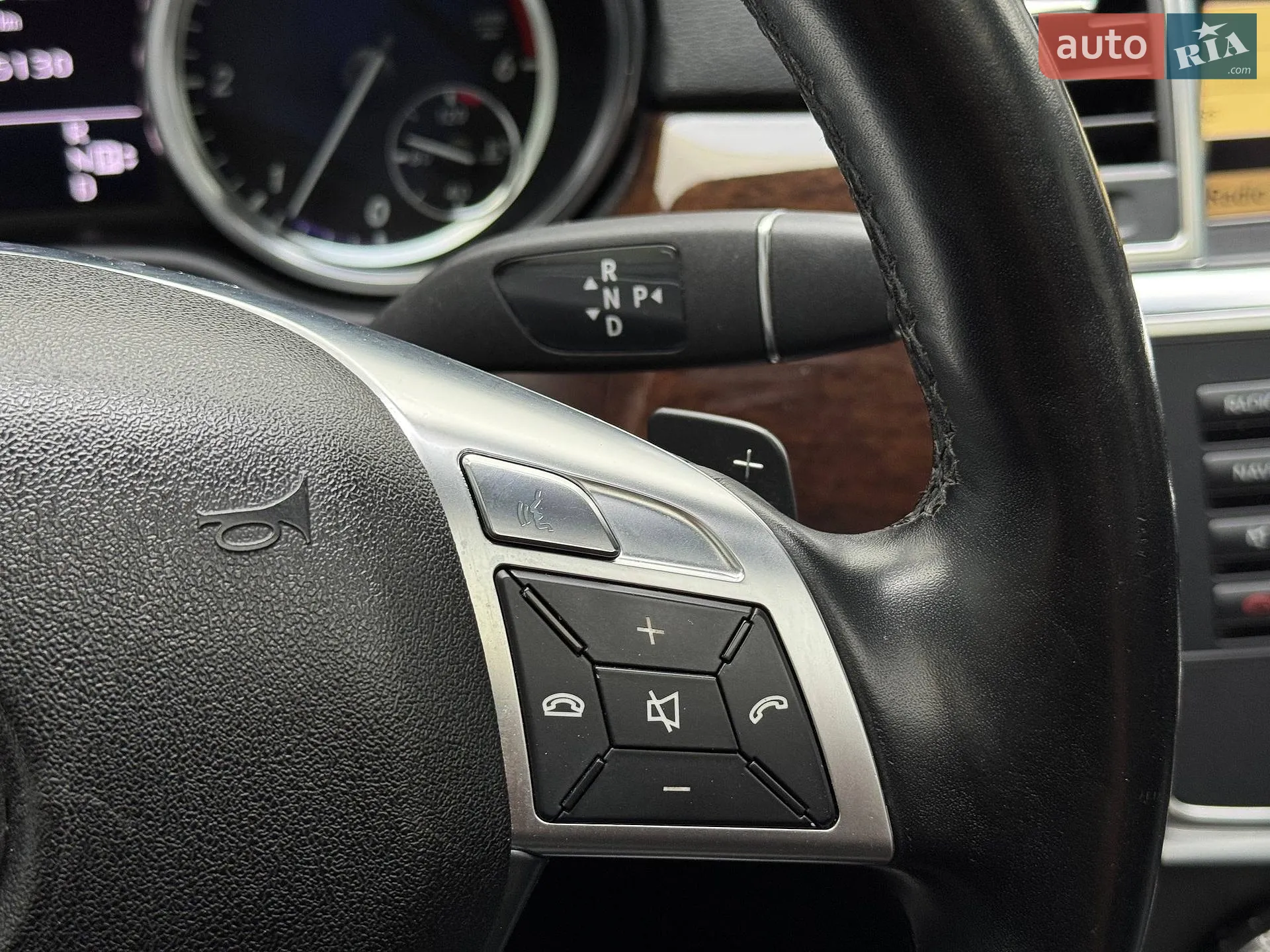 2011 Mercedes-Benz M-klasse - мініатюра 24