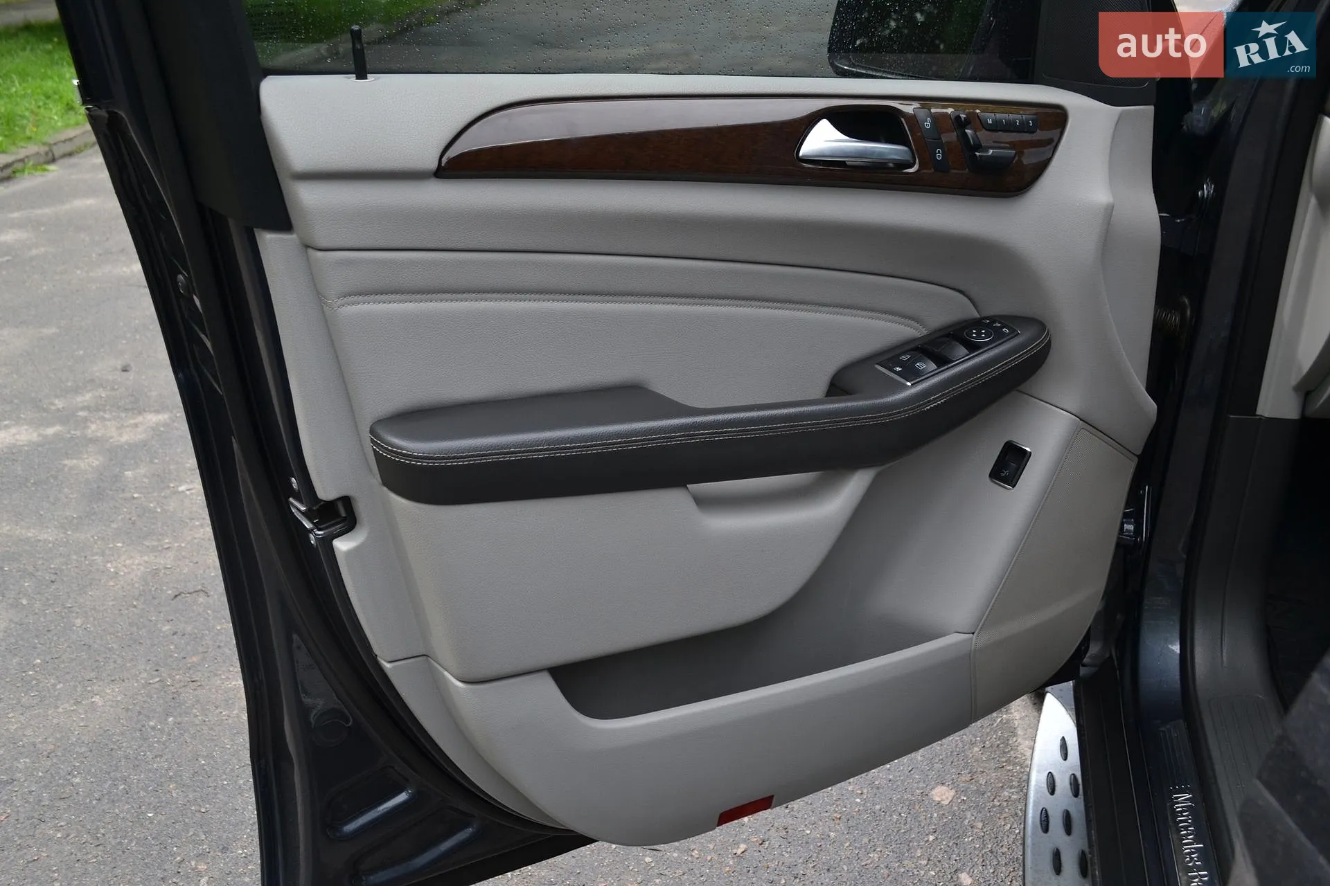 2011 Mercedes-Benz M-klasse - мініатюра 24