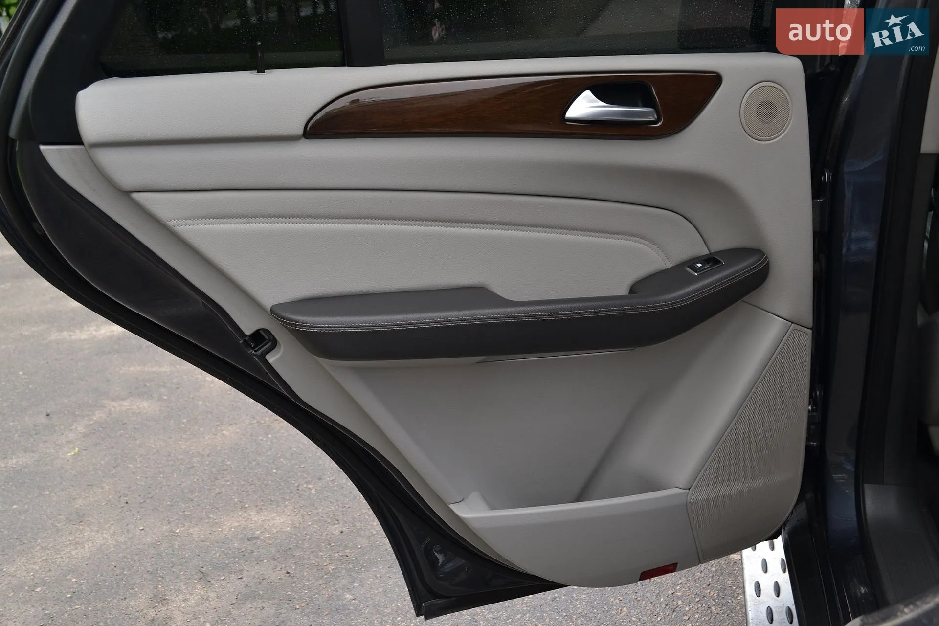 2011 Mercedes-Benz M-klasse - мініатюра 36