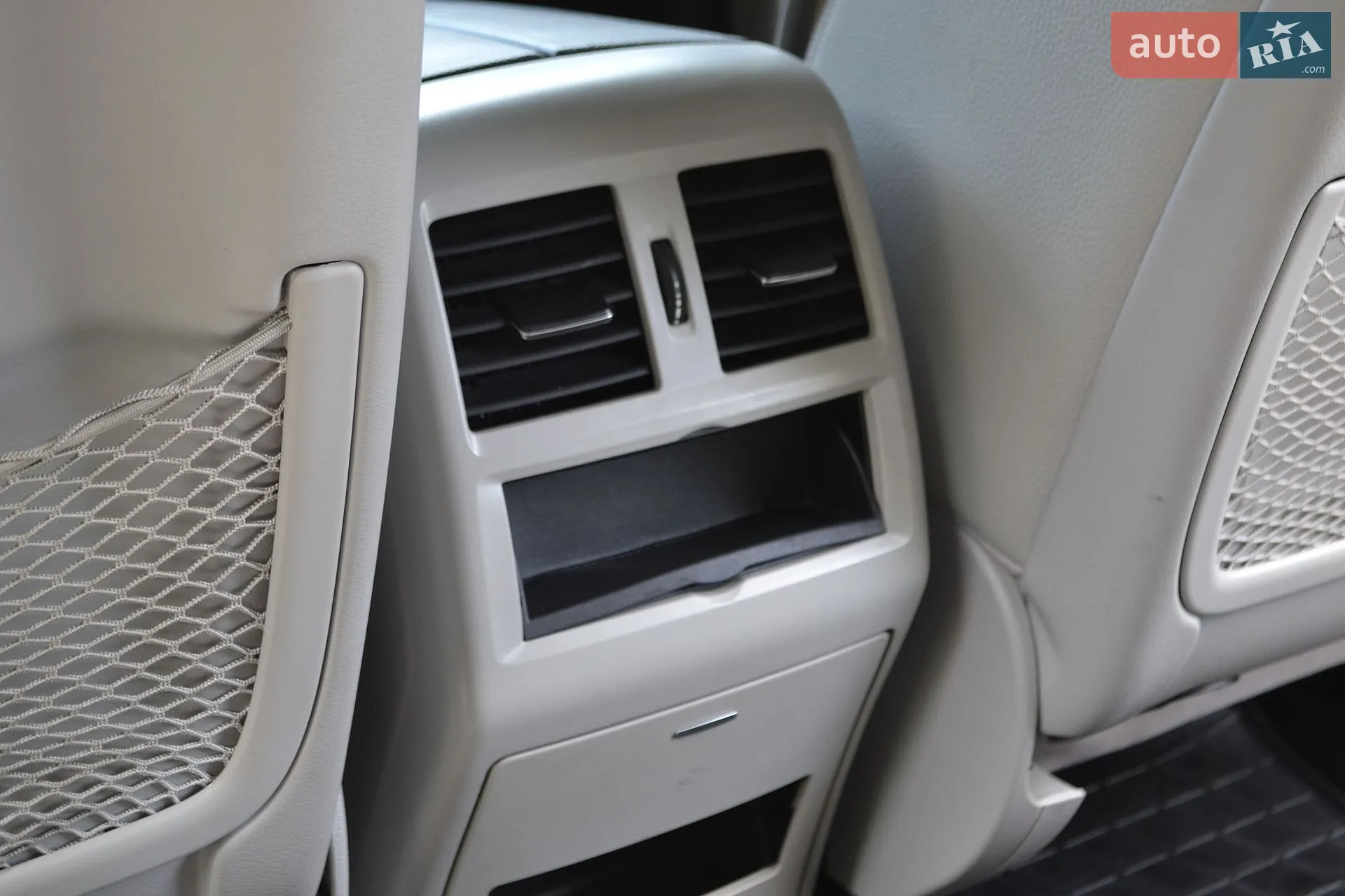 2011 Mercedes-Benz M-klasse - мініатюра 38