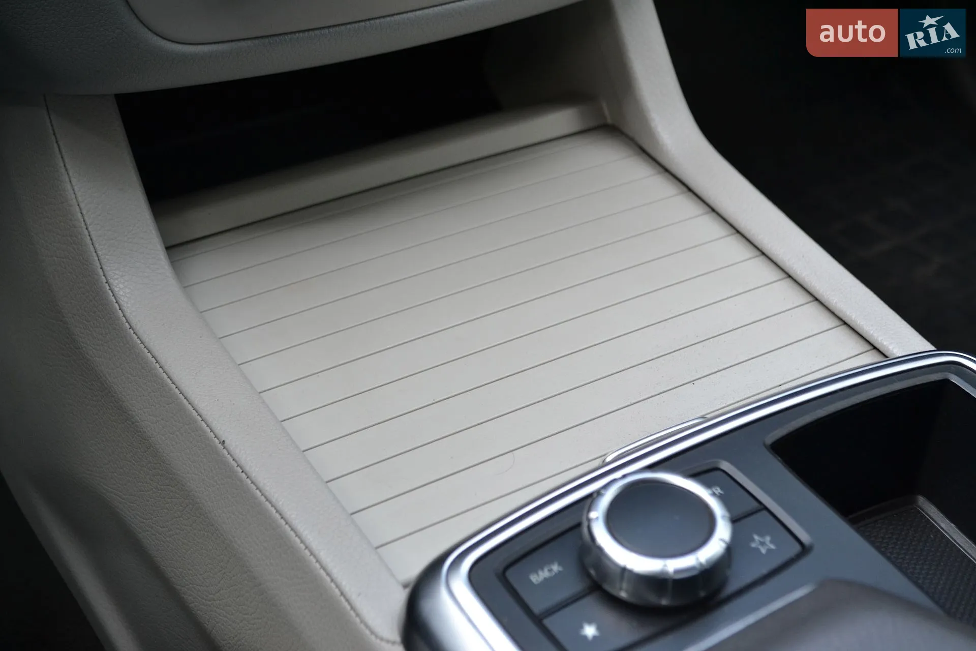 2011 Mercedes-Benz M-klasse - мініатюра 49