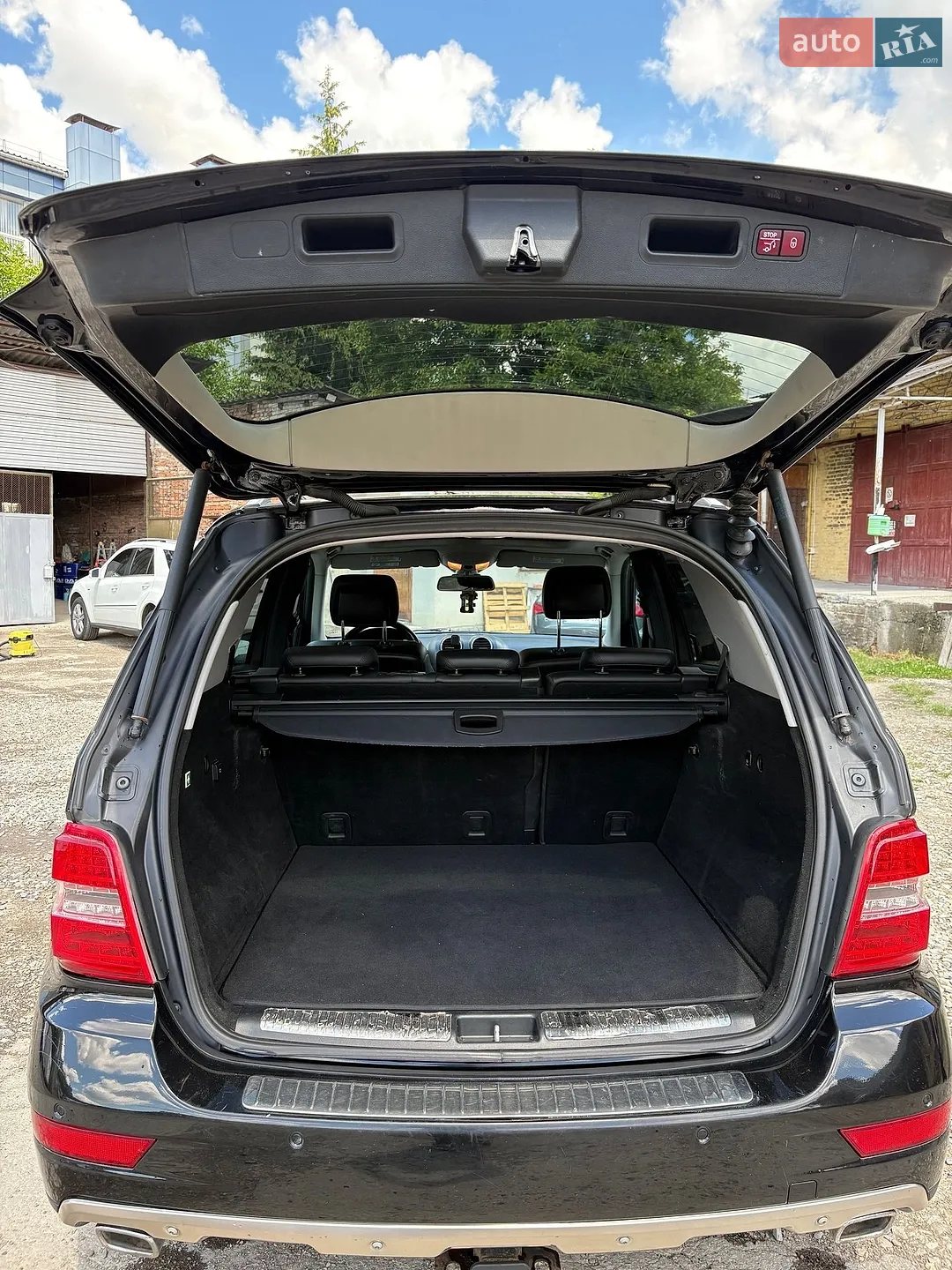 2010 Mercedes-Benz M-klasse - мініатюра 23