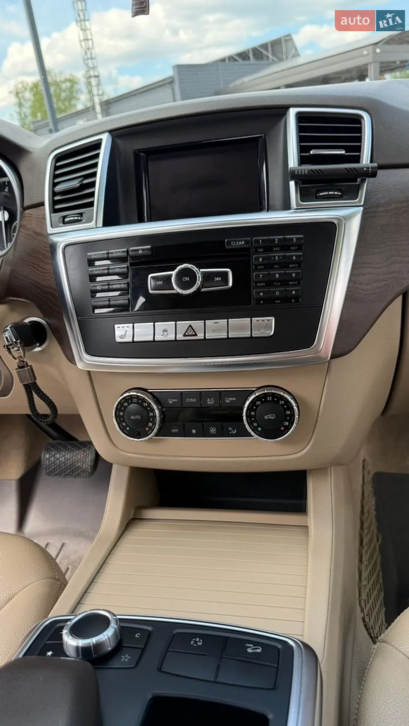 2013 Mercedes-Benz M-klasse - мініатюра 27