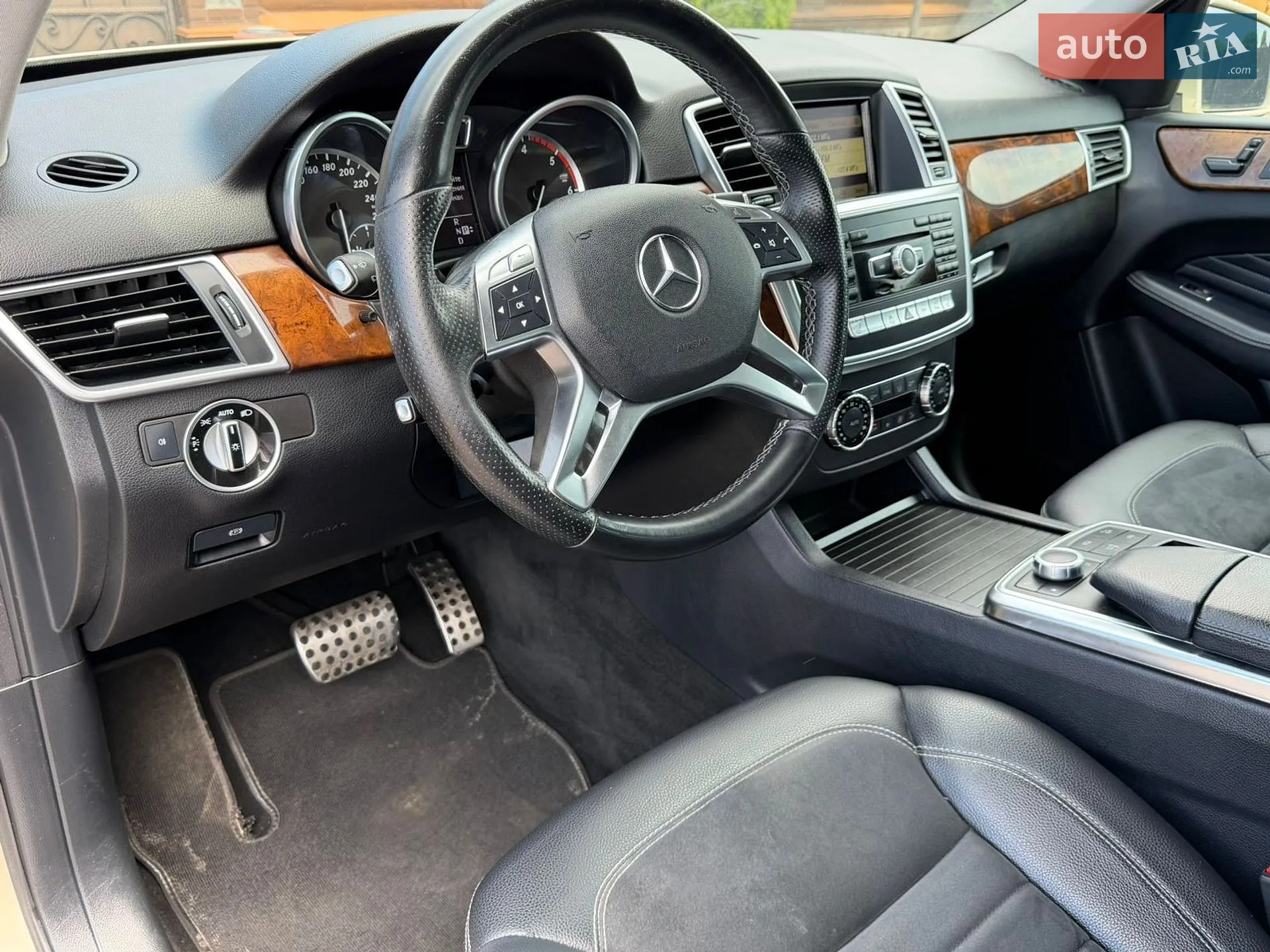 2011 Mercedes-Benz M-klasse - мініатюра 39