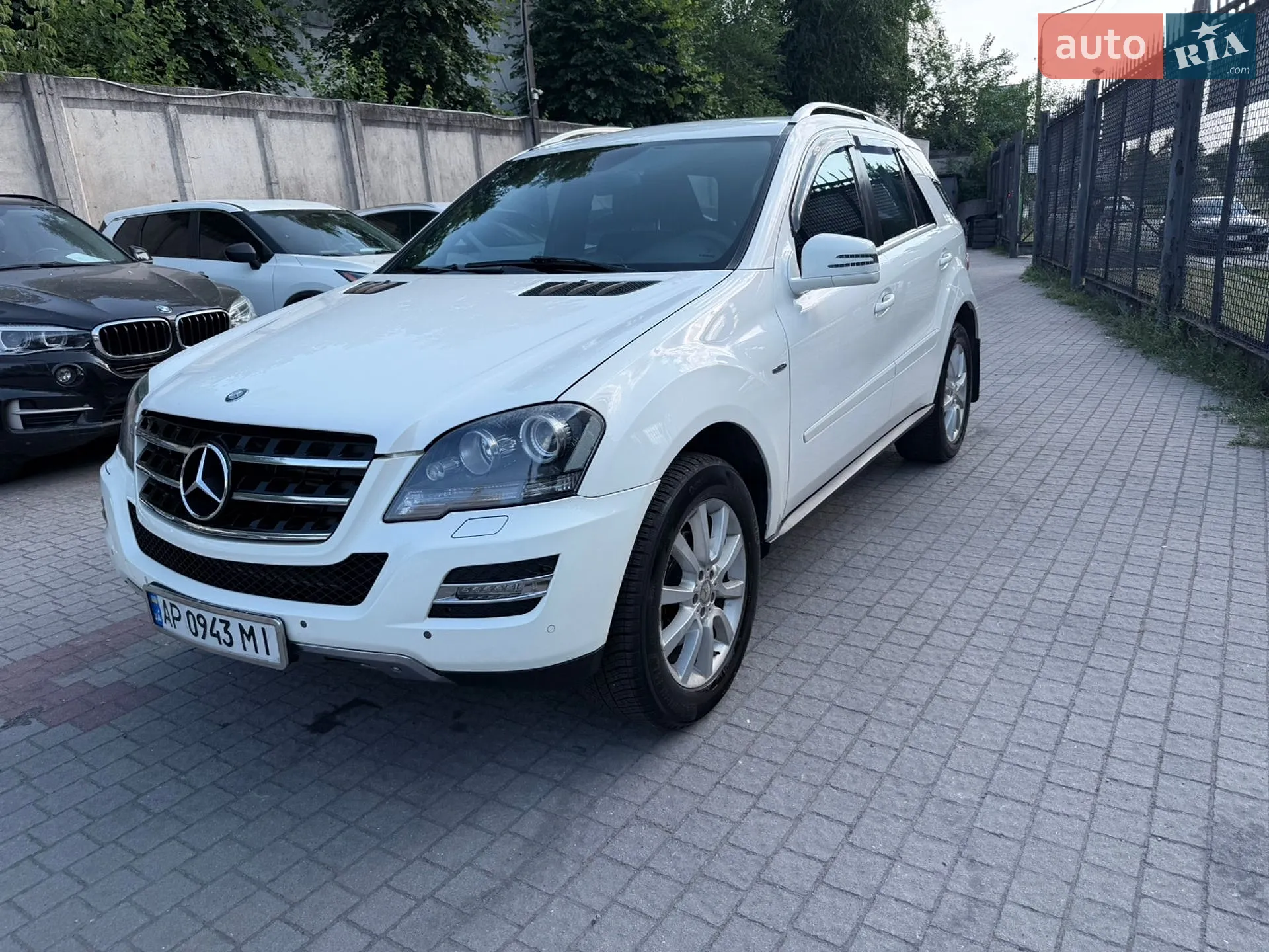 2011 Mercedes-Benz M-klasse - мініатюра 27