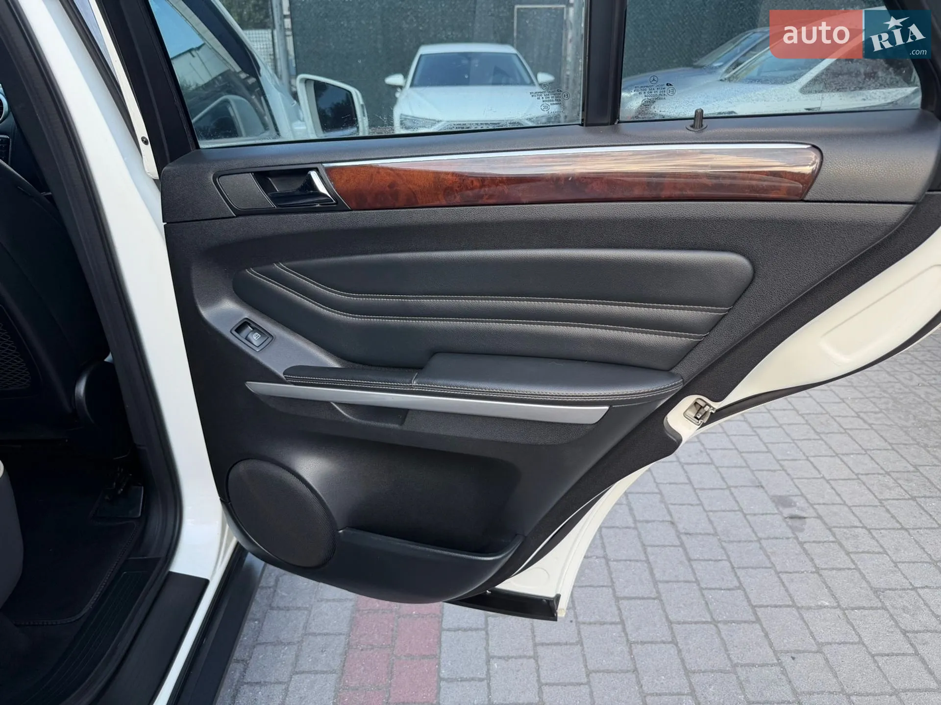 2011 Mercedes-Benz M-klasse - мініатюра 17