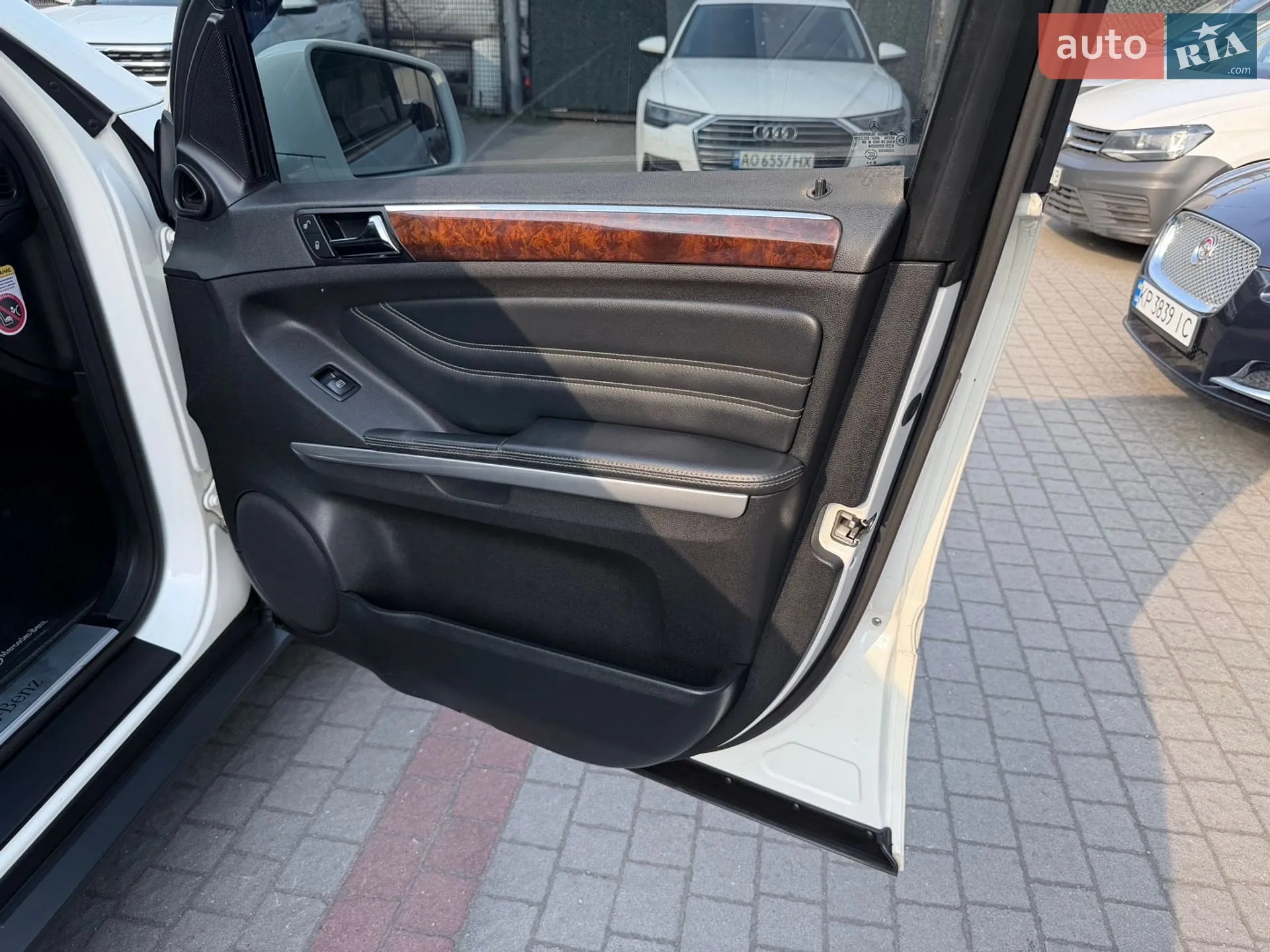 2011 Mercedes-Benz M-klasse - мініатюра 15