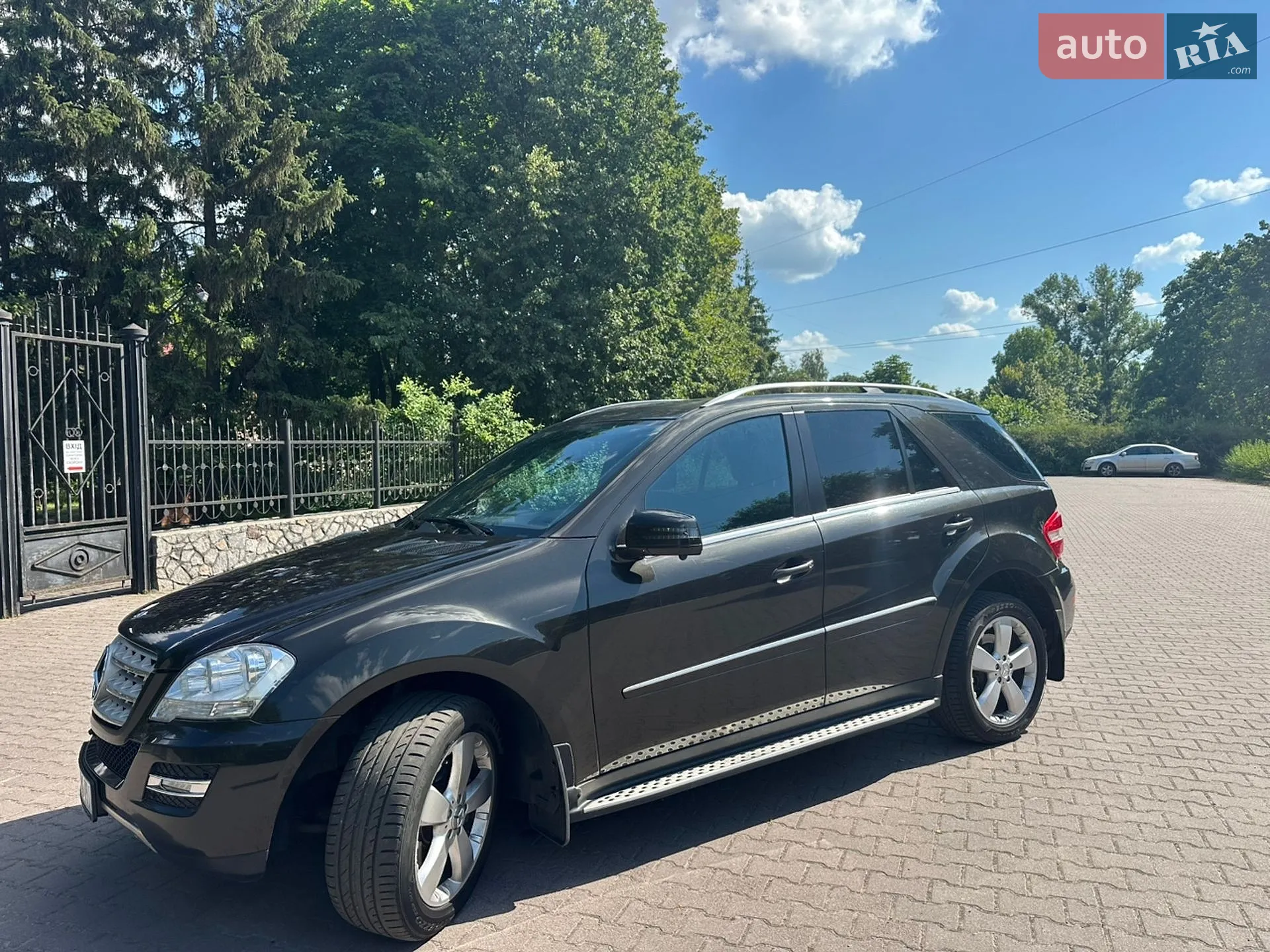 2011 Mercedes-Benz M-klasse - мініатюра 2