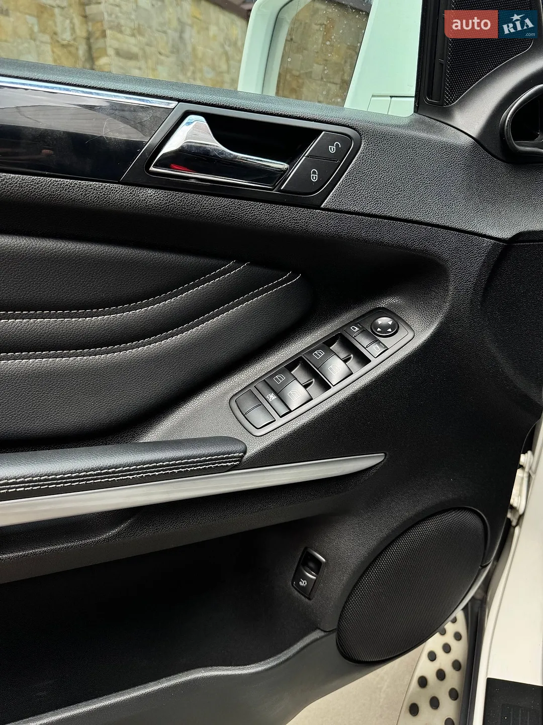 2011 Mercedes-Benz M-klasse - мініатюра 12