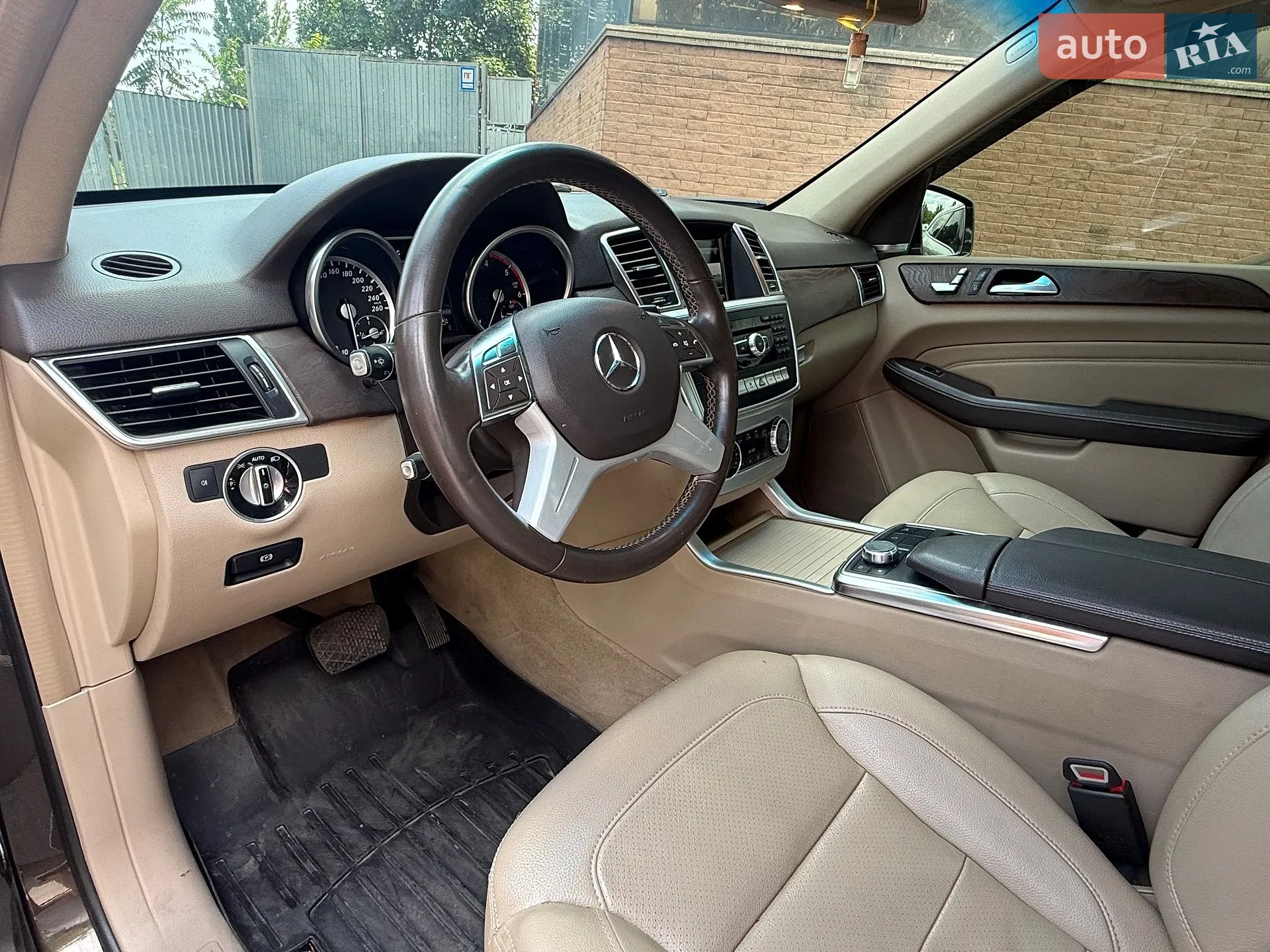 2013 Mercedes-Benz M-klasse - мініатюра 22