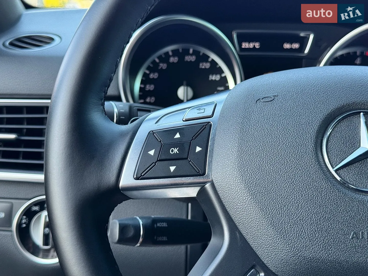 2014 Mercedes-Benz M-klasse - мініатюра 36