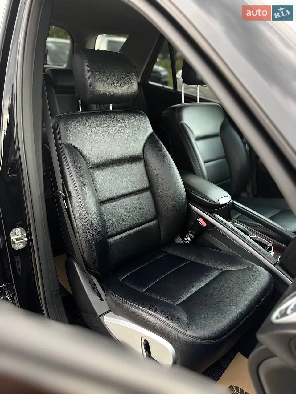 2010 Mercedes-Benz M-klasse - мініатюра 29