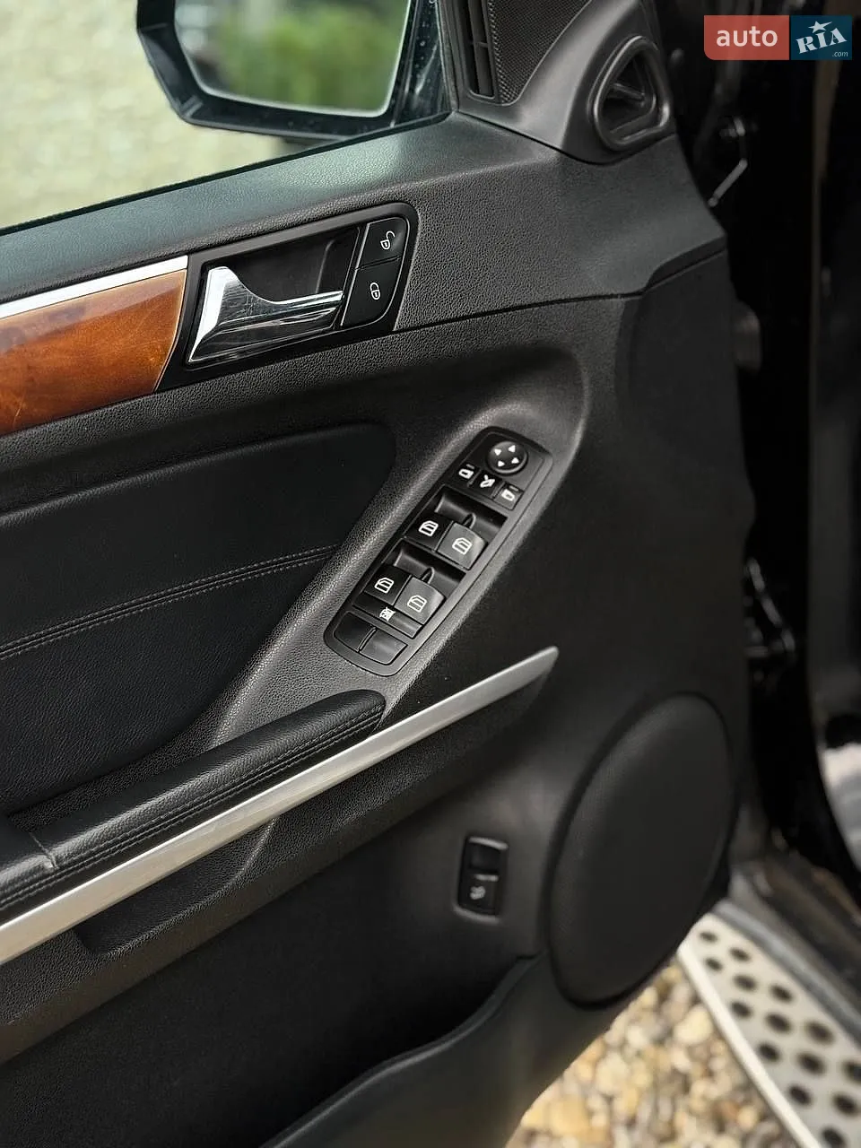 2010 Mercedes-Benz M-klasse - мініатюра 31