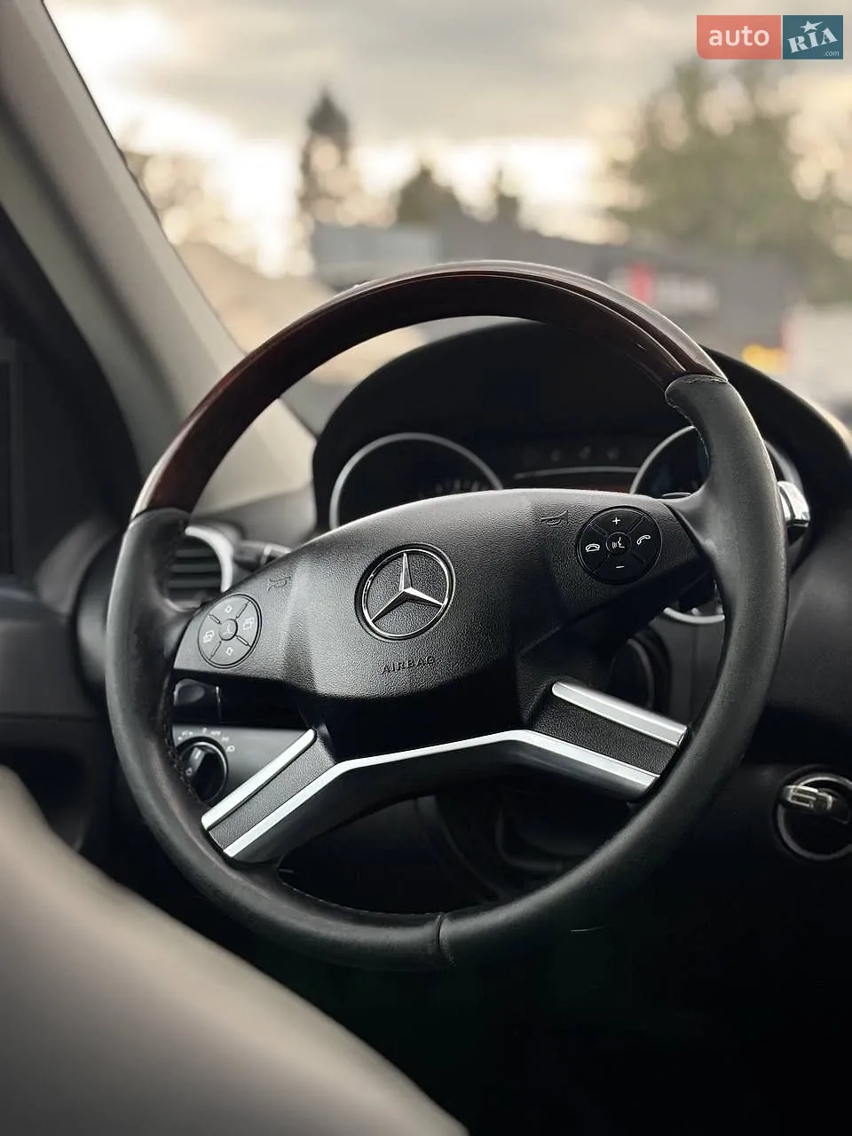 2010 Mercedes-Benz M-klasse - мініатюра 36