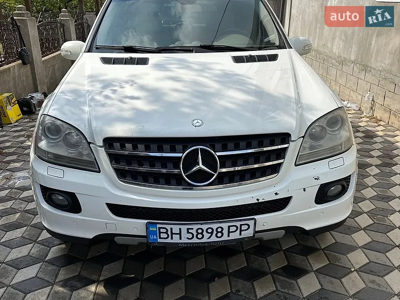 Mercedes-Benz M-Class