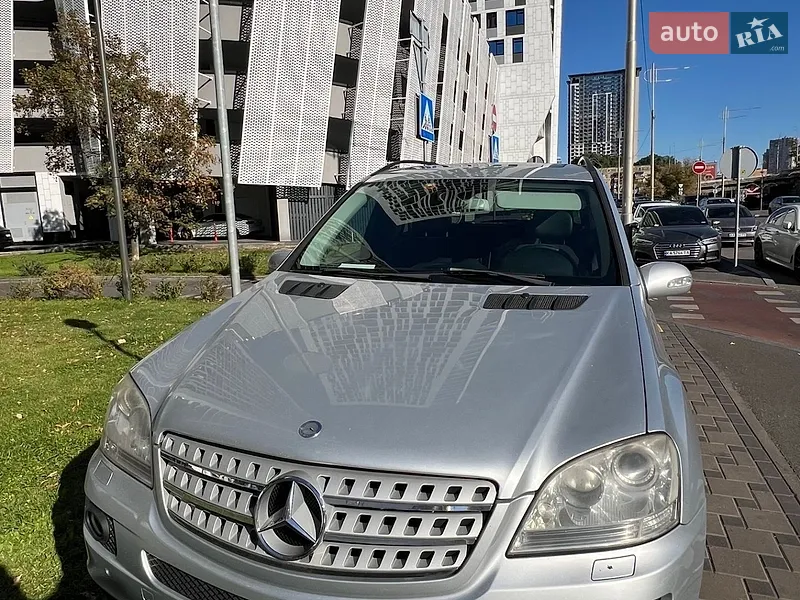 Mercedes-Benz M-Class 2006