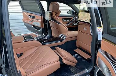 Седан Mercedes-Benz Maybach 2021 в 