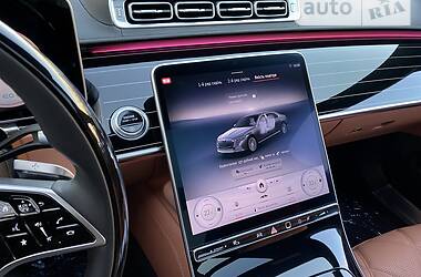 Седан Mercedes-Benz Maybach 2021 в 