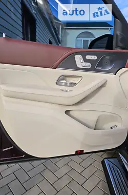 Mercedes-Benz Maybach 2022