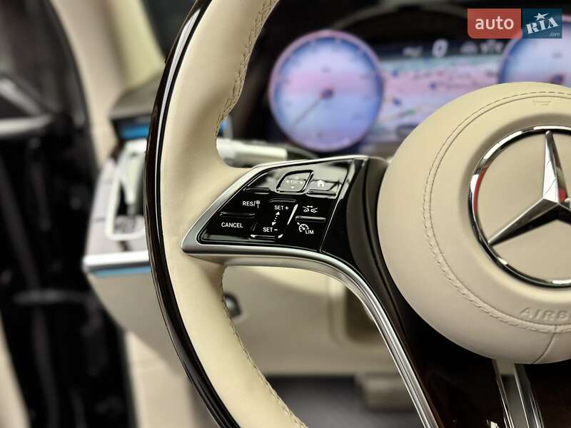 Седан Mercedes-Benz Maybach 2022 в Киеве