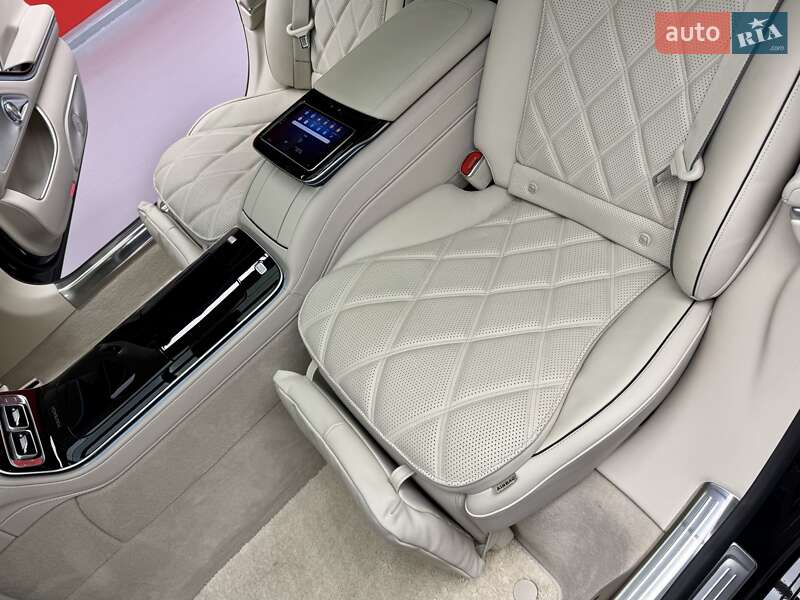 Седан Mercedes-Benz Maybach 2022 в Киеве