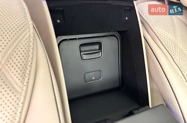 Седан Mercedes-Benz Maybach 2021 в 