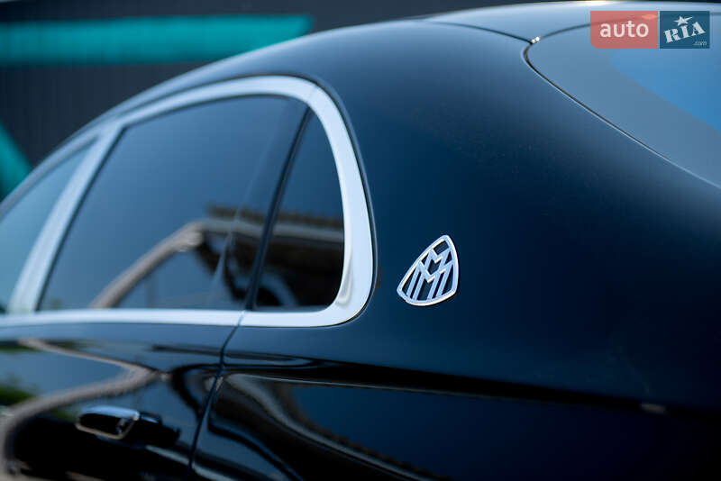 Седан Mercedes-Benz Maybach 2022 в Мукачево