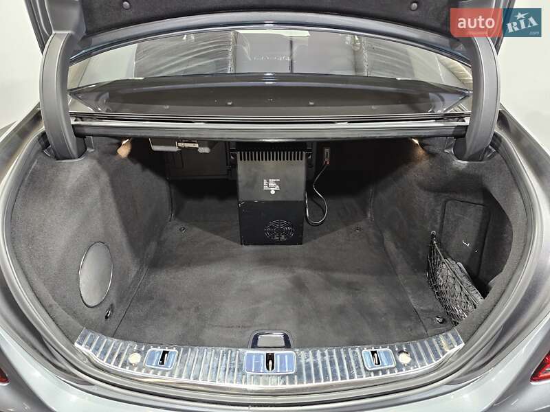 Седан Mercedes-Benz Maybach 2019 в Киеве