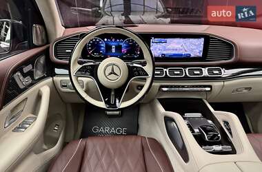 Внедорожник / Кроссовер Mercedes-Benz Maybach 2024 в 