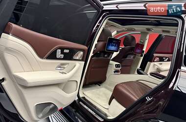 Внедорожник / Кроссовер Mercedes-Benz Maybach 2024 в 