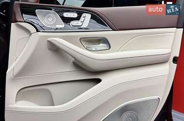 Внедорожник / Кроссовер Mercedes-Benz Maybach 2024 в 