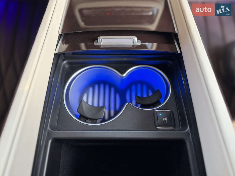 Внедорожник / Кроссовер Mercedes-Benz Maybach 2020 в Киеве