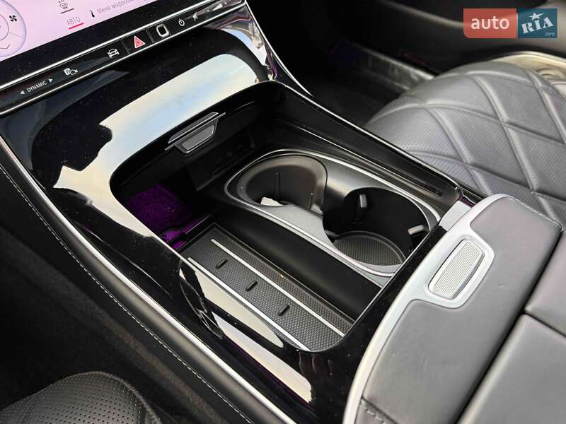 Седан Mercedes-Benz Maybach 2021 в Львові