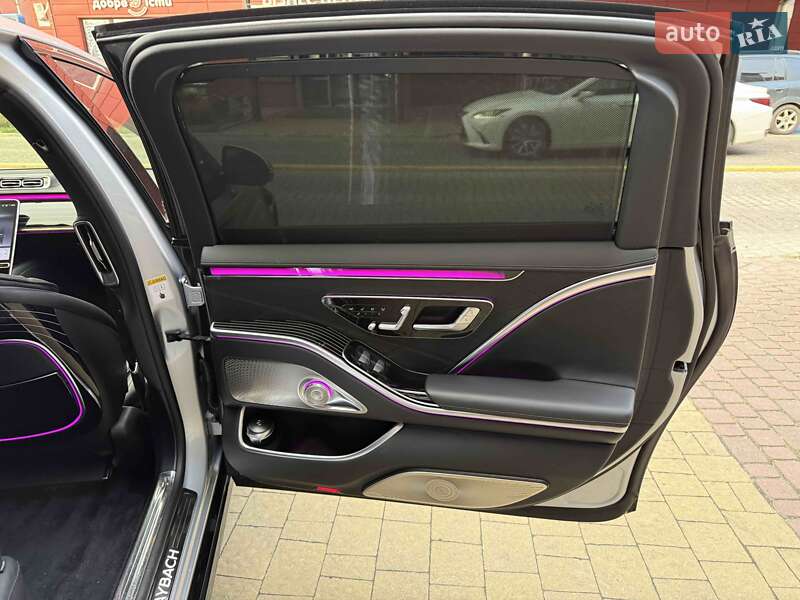 Седан Mercedes-Benz Maybach 2021 в Львові