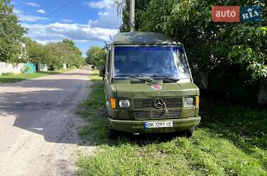 Минивэн Mercedes-Benz MB-Class 1992 в 