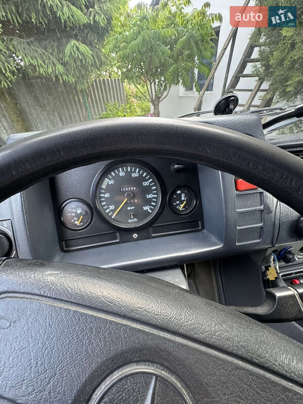 Минивэн Mercedes-Benz MB-Class 1995 в Ровно