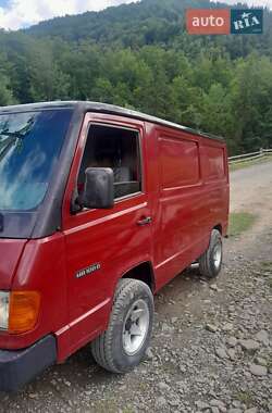 Грузовой фургон Mercedes-Benz MB-Class 1995 в Верховине
