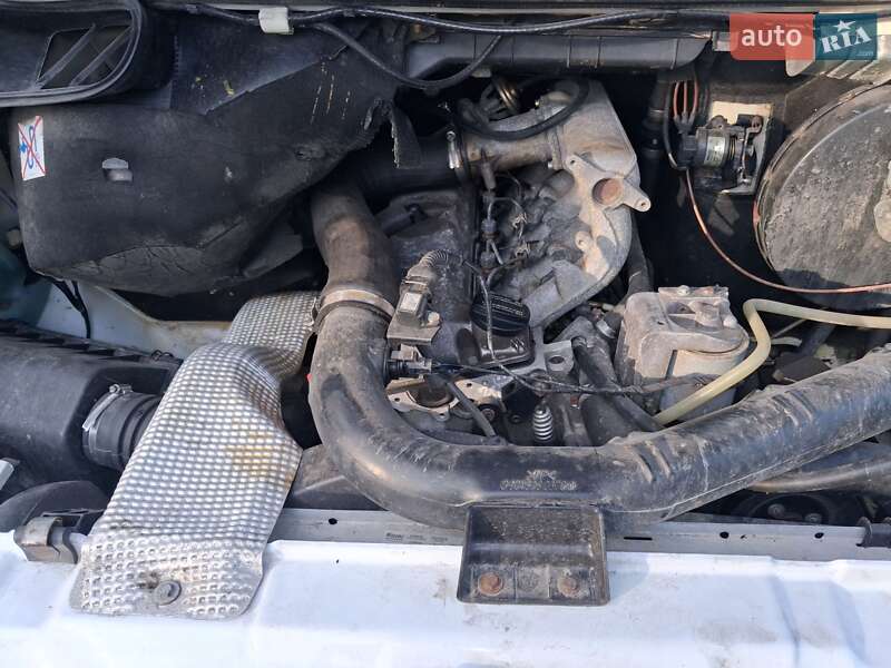 Минивэн Mercedes-Benz MB-Class 1998 в Черновцах фото 48 Минивэн Mercedes-Benz MB-Class 1998 в Черновцах