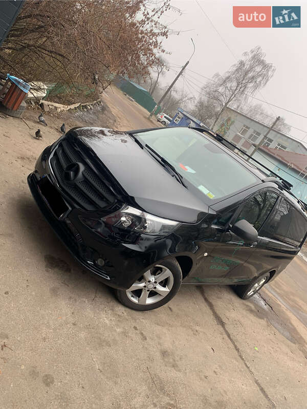 Mercedes-Benz Metris 2016